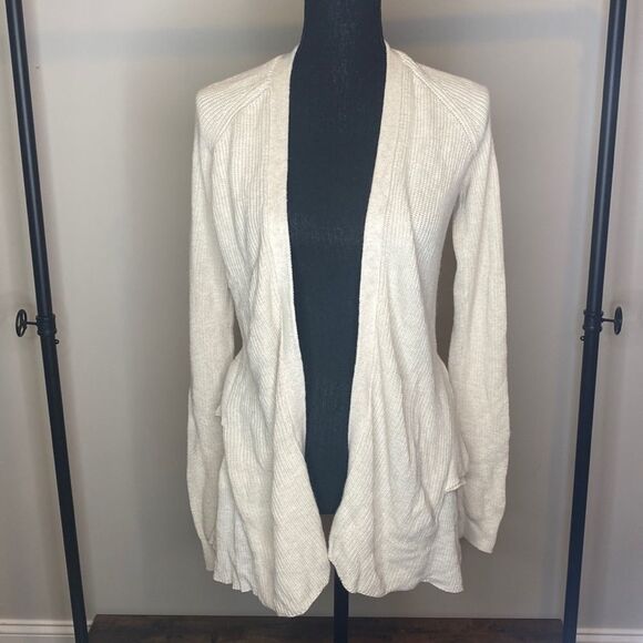 Chelsea 28 at Nordstrom cream lightweight cardigan. Size xs - Picture 1 of 4